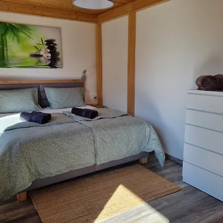 Skyview Apartment *
