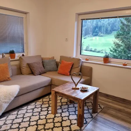 Skyview Apartment *